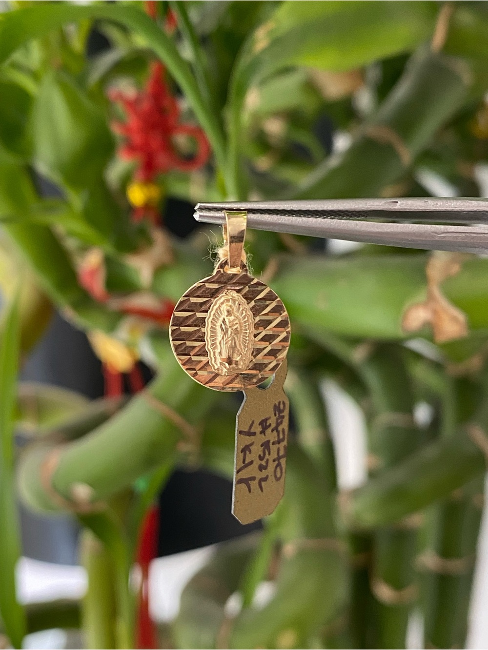 14K Yellow Gold Diamond Cut Guadalupe Circle Pendant